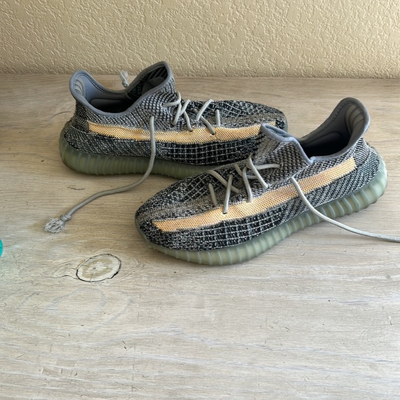 Adidas Men’s Shoes 8.5 - Picture 3 of 7